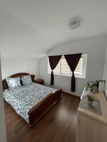 Studio Privee Vesoul -Wifi,Tv,Clim,Parking Gratuit Dış mekan fotoğraf