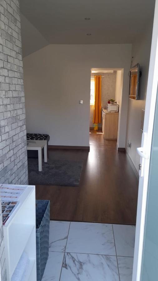 Studio Privee Vesoul -Wifi,Tv,Clim,Parking Gratuit Dış mekan fotoğraf